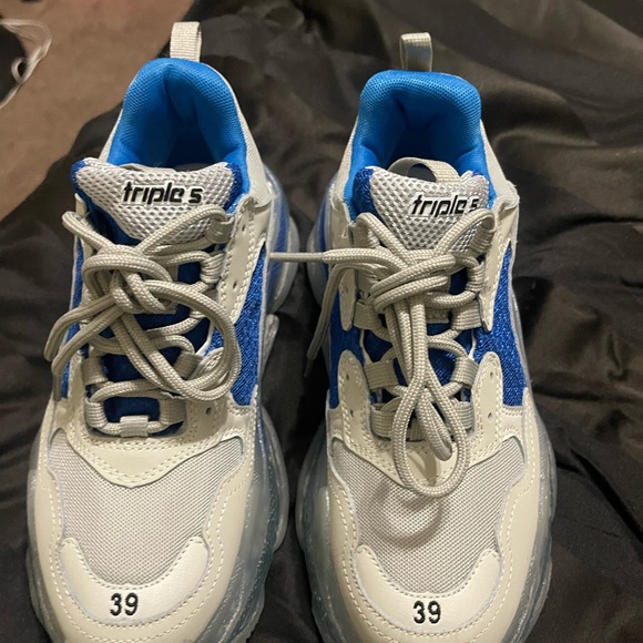 Royal blue and grey shoes - Picture 5 of 6